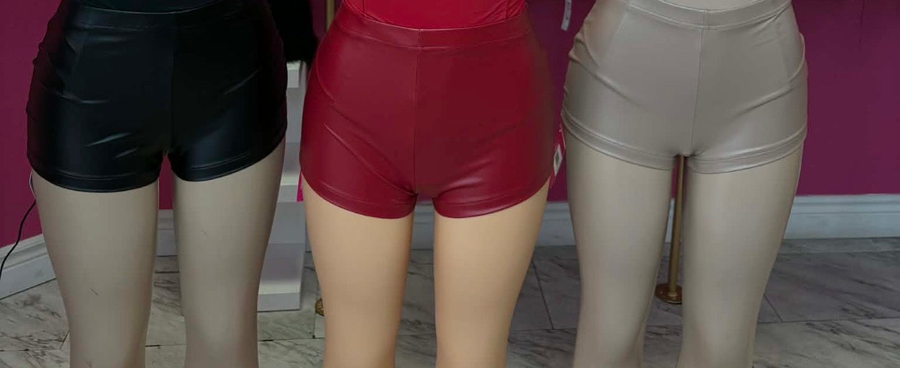 LIQUID SHORTS